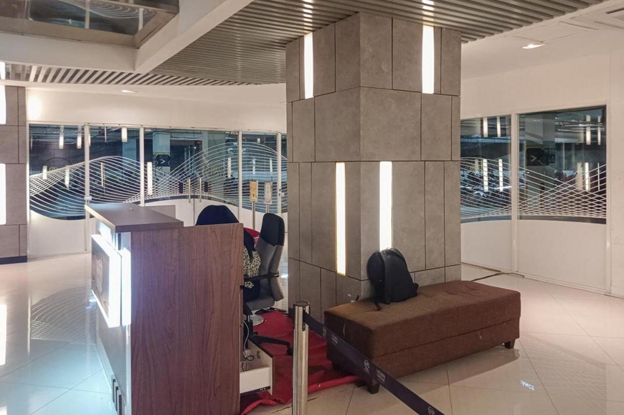 Redliving Apartemen Grand Kamala Lagoon - Pekayon Tower Barclay North Bekasi Exterior photo