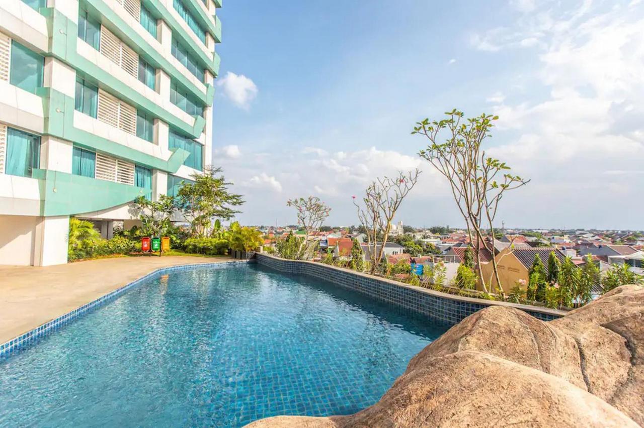 Redliving Apartemen Grand Kamala Lagoon - Pekayon Tower Barclay North Bekasi Exterior photo